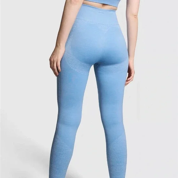 Victoria’s Secret PINK
SEAMLESS CLASSIC LEGGINGS large NEW - Picture 2 of 6